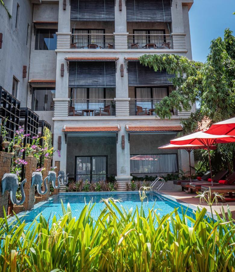 Hotel Grange à Siem Reap Extérieur photo